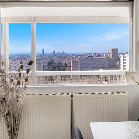 Apartment View *